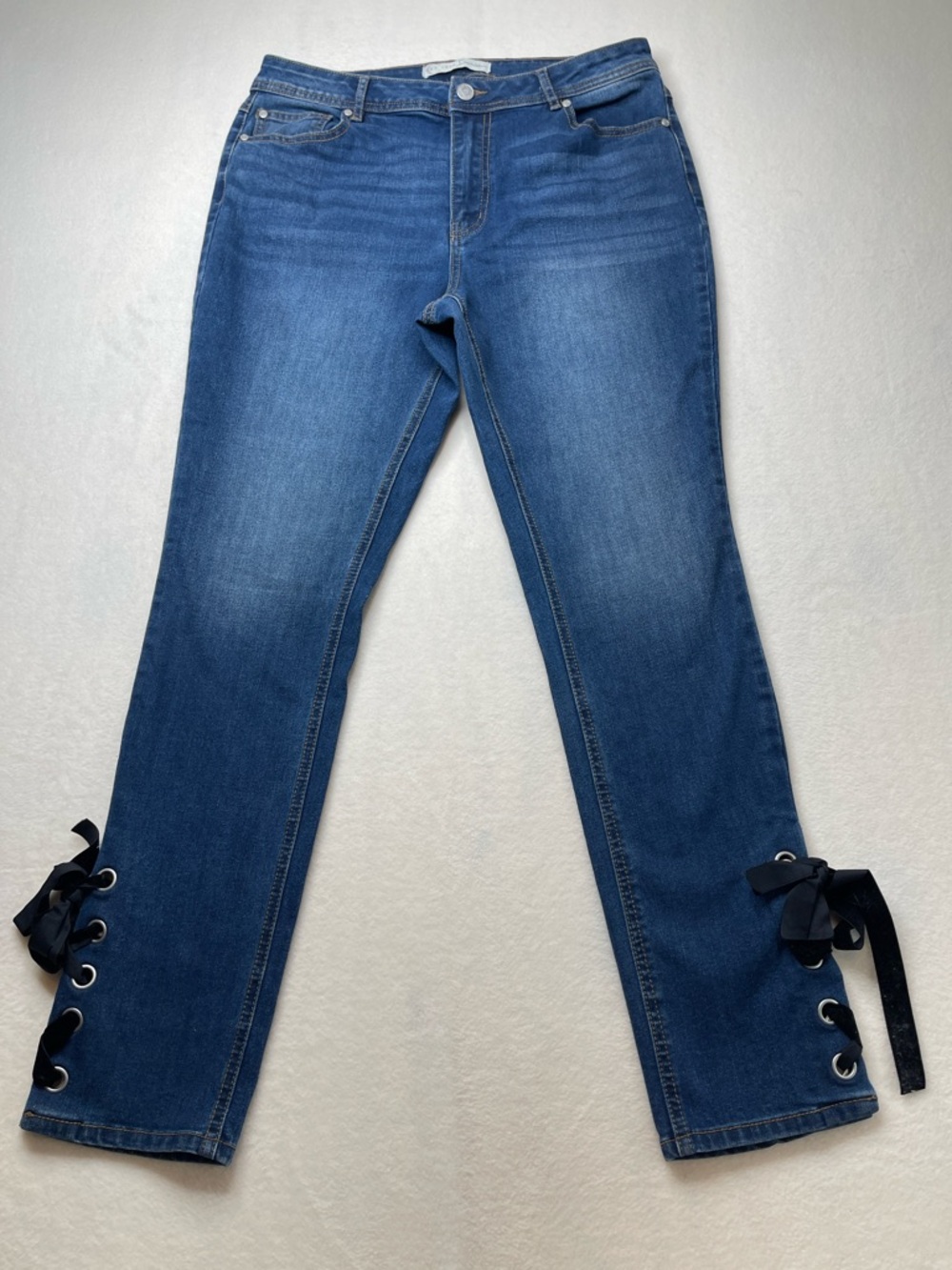 EST. 1946 DENIM HIGH RISE SIZE 14 Women's Dark Blue Lace-Up Hem Jeans